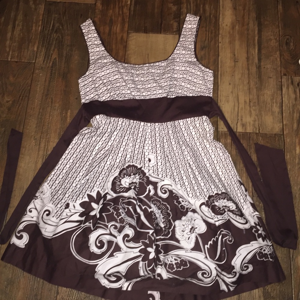Trixxi dress